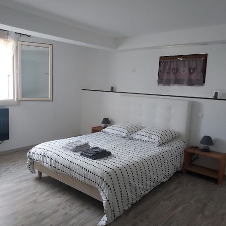 Au Petit Bois Magique Apartman Payrac Kültér fotó