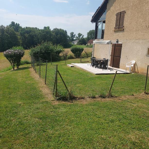 Au Petit Bois Magique Apartman Payrac Kültér fotó